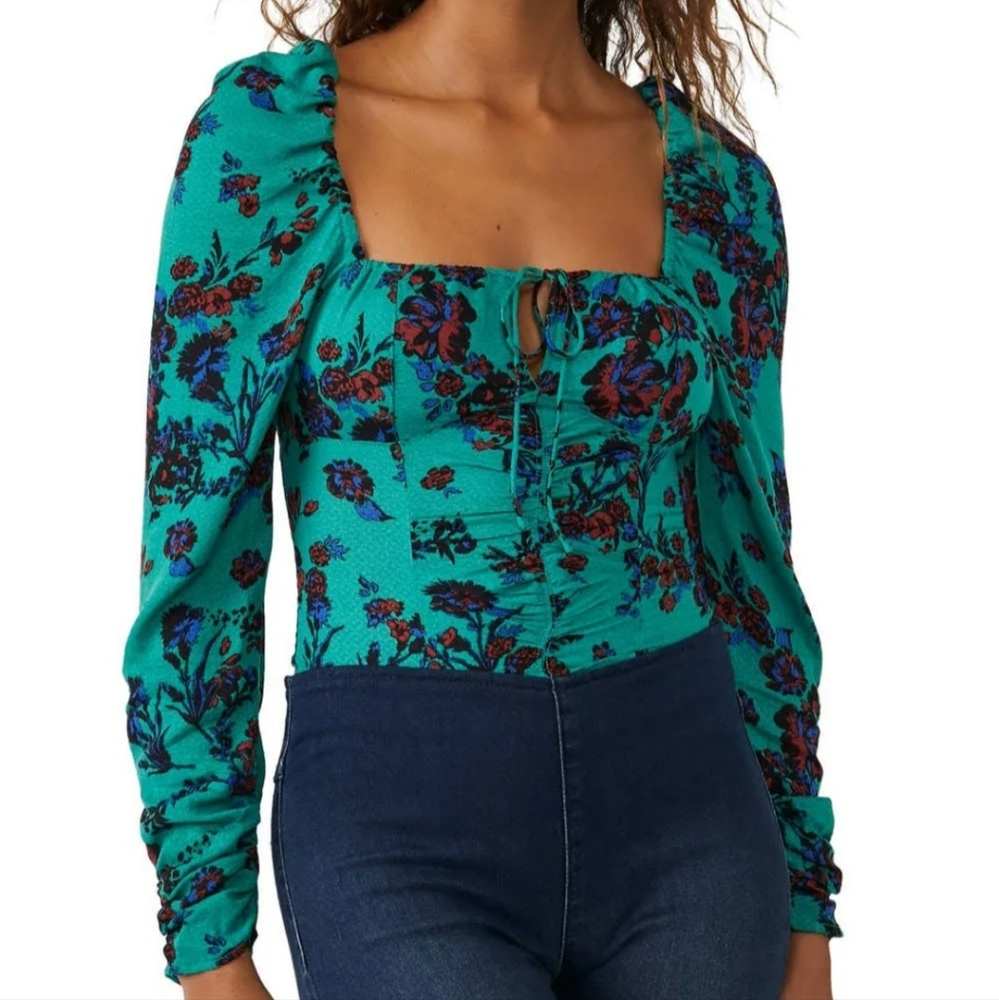 Hilary printed top